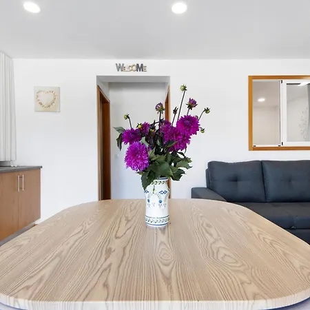 Lomi Com Piscina Apartment