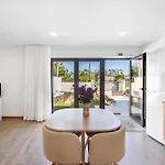 Apartmán Lomi Com Piscina *