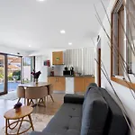 Lomi Com Piscina Apúlia