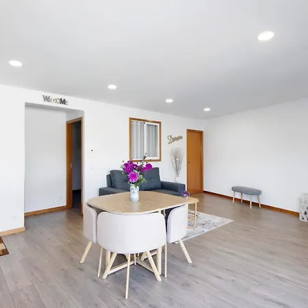 Lomi Com Piscina Lejlighed Apúlia