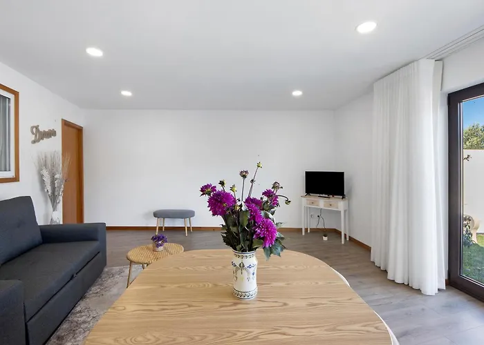 Lomi Com Piscina Apartment *