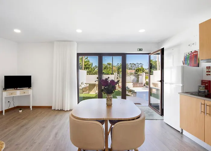 Apartamento Lomi Com Piscina *